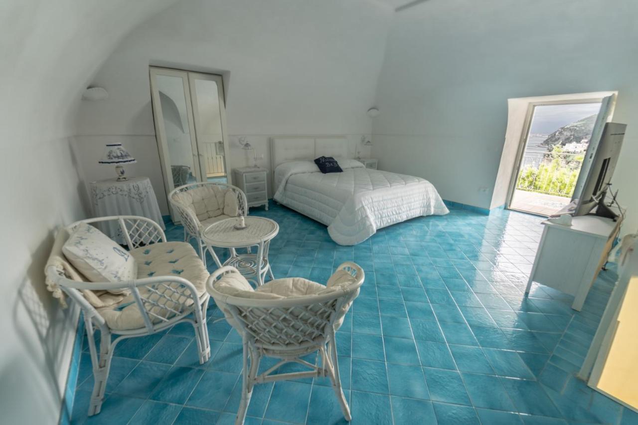 Апартаменты Postcard House Вико-Экуенсе Экстерьер фото